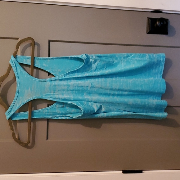 BLOUSE - Sporty Girl Hook shaped heart top. Must see CLOSET CLOSING - Picture 5 of 7